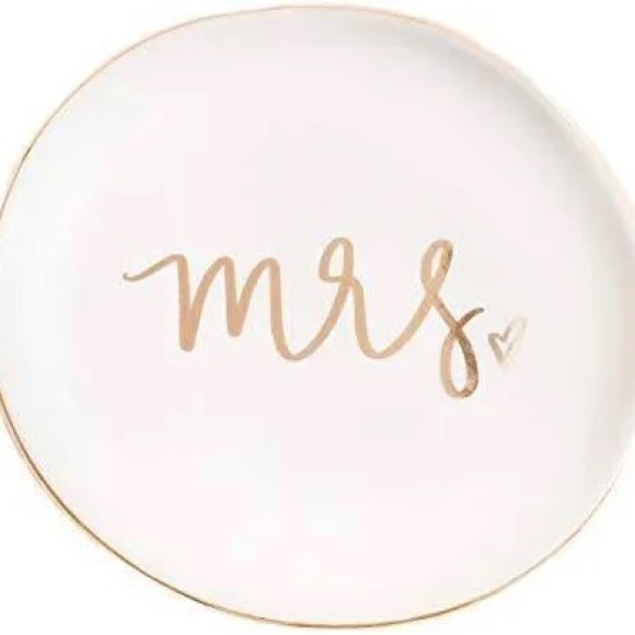 Mrs. Ring Dish - Picture 2 of 3